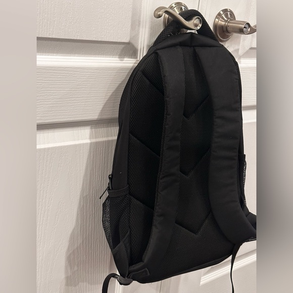 Targus backpack Lightweight tech / Laptop Bag - Picture 6 of 13